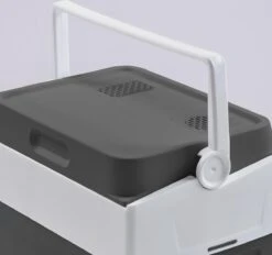 Mobicool MV27 AC/DC Thermo-elektrische Koelbox - 26L - 12/230v - Grijs 18 Mobicool MV27 AC/DC Thermo-elektrische Koelbox - 26L - 12/230v - Grijs -Buitenkampeer Winkel 1200x1129 4