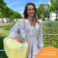 Merkloos Polarbox - Koelbox - Met Schouderband - Geel - 20 Liter - 45x30x(H)27cm -Buitenkampeer Winkel 1200x1200 1334