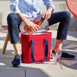 Reisenthel Thermoshopper Koeltas - 15L - Dots Zwart 16 Reisenthel Thermoshopper Koeltas - 15L - Dots Zwart -Buitenkampeer Winkel 1200x1200 1664