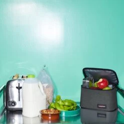 Eastpak Oval Lunch Koeltas Black 7 Eastpak Oval Lunch Koeltas Black -Buitenkampeer Winkel 1200x1200 1817