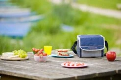 Campingaz Fold 'n Cool Koeltas - 5 Liter - Blauw/grijs -Buitenkampeer Winkel 1200x798 24