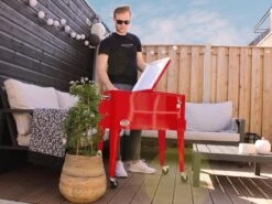 AXI Retro Cooler Rood - Koeler Met Wielen - 76L Inhoud - Koelbox Met Aftapkraan -Buitenkampeer Winkel 1200x900 41