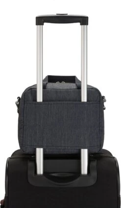 Kipling MIYO Lunchtas - Marine Navy 13 Kipling MIYO Lunchtas - Marine Navy -Buitenkampeer Winkel 703x1200 1