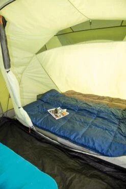 Coleman Bering 4 Vis-a-Vis Tent - Familietent - 4-Persoons - Groen 12 Coleman Bering 4 Vis-a-Vis Tent - Familietent - 4-Persoons - Groen -Buitenkampeer Winkel 801x1200 1